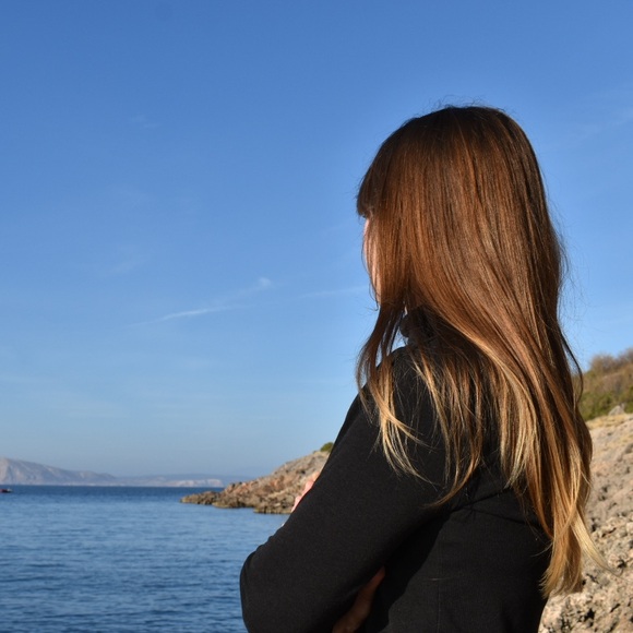 Meet your Posher, Mindy - Picture 1 of 1